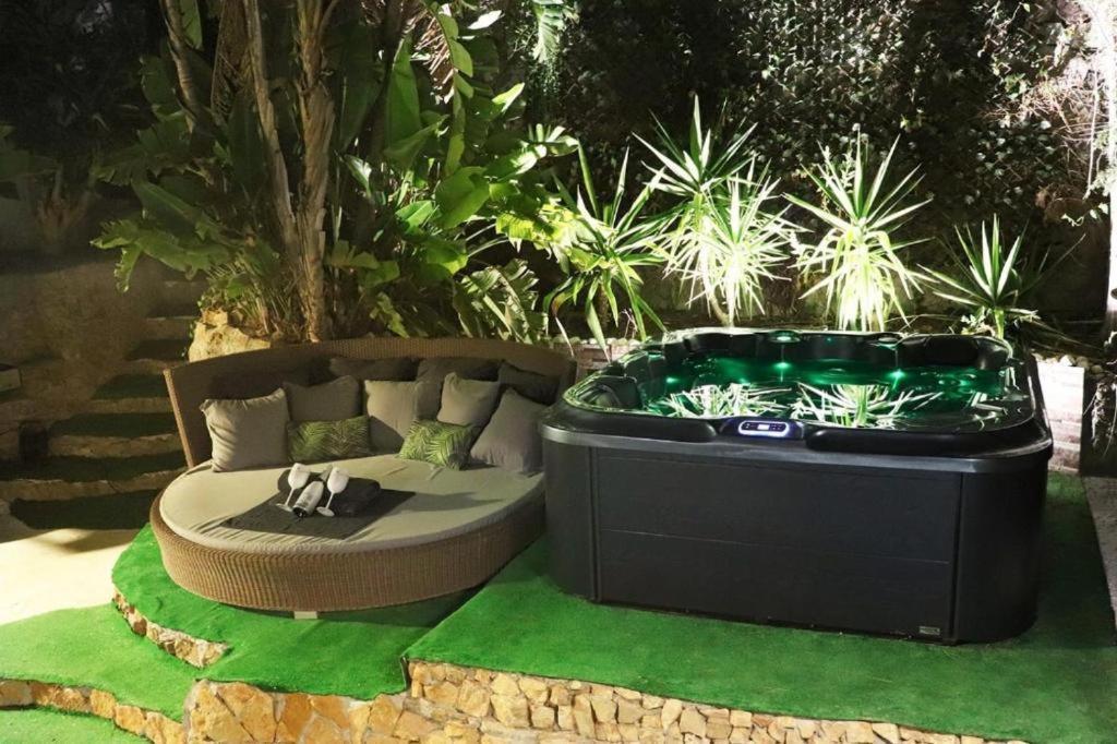 Luxury Jacuzzi Home & Terraces มาลากา ภายนอก รูปภาพ